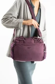 Yumuşak Dokulu Ultra Hafif, Esnek ve Su Geçirmez Polyamid Kumaş Omuz ve Kol Çantası Mor Model: (571-13-14G) thumbnail 1