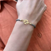 14 Ayar Altın Plakalı Harfe Özel Gri İpek Örgülü Kız Çocuk Motifli Hediye Bileklik-524 thumbnail 1