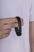 Gümüş Pazarım İşlemeli Model Çift Sıra Siyah Renk Erkek Deri Bileklik thumbnail 2