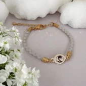 14 Ayar Altın Plakalı Sembole Özel Doğal Beyaz Derili Oval Figürlü Hediye Bileklik-529 thumbnail 1