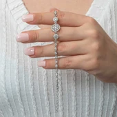 BlackCraft Gümüş Çember Beyaz Taşlı Su Yolu Kadın Bileklik (BC-6C9F89) thumbnail 2