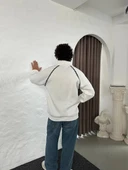 Erkek Oversize Dik Yaka Fermuarlı Sweatshirt - Zincir Nakışli Kanguru Cepli - Beyaz thumbnail 5