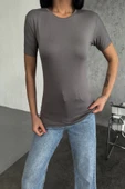 Rahat Ve Şık Kısa Kollu Bisiklet Yaka Likralı Viskon Penye Body Füme - 3