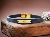 14 Ayar Altın Plakalı Harfe Özel Doğal Siyah Derili Dikdörtgen Figürlü Hediye Bileklik-540 thumbnail 1