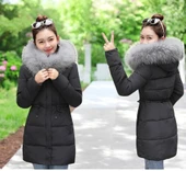 Orta Boy Kürklü Kapüşonlu Su Geçirmez Kadın Siyah Mont thumbnail 1