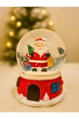 2026 Yılbaşı Yeni Yılın En Güzel Hediyesi Noel Baba Hediye Torbası Temalı Led Işıklı 9 cm Kar Küresi thumbnail 3