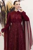 Kolları Pelerinli Ezgi Tesettür Abiye Bordo thumbnail 2