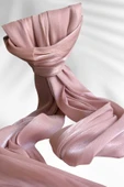 Saten Dokulu Janjan Abiye Şal 75x180cm Pudra thumbnail 2