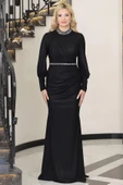 Hürrem Kuyruklu Taşlı Tesettür Abiye Siyah thumbnail 1
