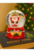 Yeni Yılın En Güzel Hediyesi 2026 Yılbaşı Yıldız Tutan Noel Baba Temalı Led Işıklı 9 cm Kar Küresi - 2