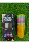 8 Adet Glow Parti Bardak Karanlıkta Parlayan Yılbaşı Neon Işıklı Kokteyl Bardağı 8.5x10.5 cm thumbnail 5