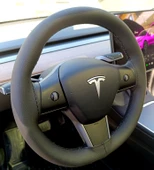 DİKİŞLİ DİREKSİYON KILIFI SİYAH DERİ SİYAH DİKİŞLİ TESLA İÇİN thumbnail 2