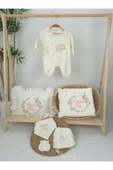 gros shop Müslin Yeni Doğan 4Katlı Organik %100Pamuk Kişiye Özgü Nakışlı Hastane Çıkış Seti (Çiçek Model-2) - 2