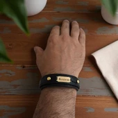 14 Ayar Altın Plakalı İsme Özel Oval Figürlü Hakiki Siyah Derili Hediye Bileklik-564 thumbnail 2