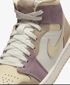 Jordan Air 1 Mid    HV2370-100 thumbnail 5