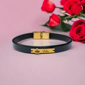 14 Ayar Altın Plakalı İsme Özel Taç Motifli Doğal Siyah Derili Hediye Bileklik-569 thumbnail 1