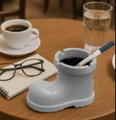 Bot Tasarımlı Kokusuz Küllük - 1