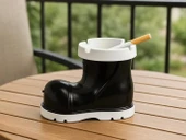 Bot Tasarımlı Kokusuz Küllük - 1