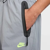 Nike Sportswear Tech Oversized Woven Erkek Eşofman Altı     HV6515-065 thumbnail 4