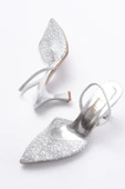 V-1005 Gümüş Günlük Arkası Açık Taşlı Topuklu Bayan Ayakkabı thumbnail 5