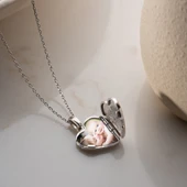 Vaoov 925 Ayar Gümüş Fotoğraflı Kişiye Özel İsimli Kalp Kolye thumbnail 1