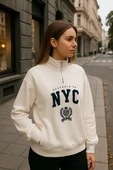 ÖNÜ FERMUARLI NYC BASKILI SWEAT - 1