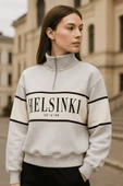 ÖNÜ FERMUARLI HELSİNŞI BASKILI KISA SWEAT - 4