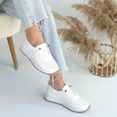 Tone Beyaz Cilt Bağcıklı Spor Ayakkabı thumbnail 8