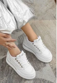 Lulu Beyaz Cilt Bağcıklı Spor Ayakkabı thumbnail 3