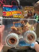 Hot Wheels Monster Trucks The Flintstones The Flintmobile - 1