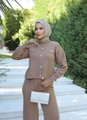 Taş düğmeli ikili triko takım vizon thumbnail 2