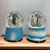 Büyük Boy Kış Masalı Temalı Pilli Kar Küresi thumbnail 2