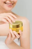 Selülit Karşıtı - Sıkılaştırıcı - Arındırıcı - Nemlendirici Mango Vücut Peelingi 250 Ml - 4