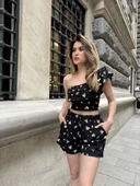 Baskılı fırfırlı şortlu takım thumbnail 1
