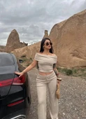 Madonna yaka bol paça pantolonlu takım - 2