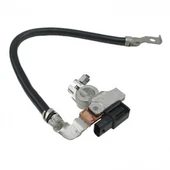 AKU KABLOSU SENSORLU BMW E93 E90 E60 E61 E70 E71 E72 330MM EKSI (-) - HELLA 6PK010562-901 - 1