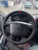 DİKİŞLİ DİREKSİYON KILIFI SİYAH DERİ KIRMIZI YÜZÜK KIRMIZI DİKİŞLİ FIAT DUCATO FOTODAKİ ARAÇ İÇİN thumbnail 1