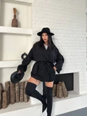 Kruvaze Yaka Düğmeli Kemerli Cepli Apoletli Kuşaklı Trençkot thumbnail 3