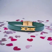 14 Ayar Altın Plakalı İsme Özel Kalp Motifli Doğal Yeşil Derili Hediye Bileklik-573 thumbnail 1