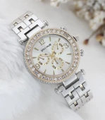 Zarif Ve Şık Özel Tasarım Zirkon Taşlı Metal Bayan Kol Saati (gümüş-gold) thumbnail 1