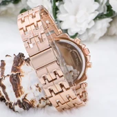 Zarif Ve Şık Özel Tasarım Zirkon Taşlı Metal Bayan Kol Saati (rose) thumbnail 2