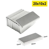 10 Adet 20x10x2 Mm Neodyum Mıknatıs Köşeli Magnet N35 Nikel Kaplama Güçlü Kaliteli Dayanıklı thumbnail 1