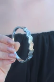316L Kararmaz Çelik Gümüş Renk Dalga Model Kelepçe Kadın Bileklik - TJ-BB4636 thumbnail 2