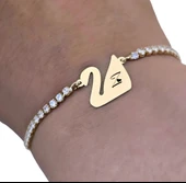 14 Ayar Altın Plakalı Harfe Özel Altın Renkli Zincirli Beyaz Taş Desenli Kuğu Kuşu Motifli Hediye Bileklik-601 thumbnail 3