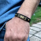 14 Ayar Altın Plakalı Harfe Özel Hakiki Siyah Derili Çerçeveli Dikdörtgen Figürlü Hediye Bileklik-591 thumbnail 2