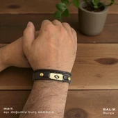 14 Ayar Altın Plakalı Burca Özel Koyu Kahverengi Derili Dikdörtgen Figürlü Hediye Bileklik-602 - 2