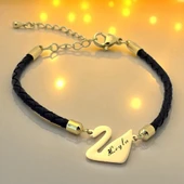 14 Ayar Altın Plakalı İsme Özel Kuğu Kuşu Figürlü Doğal Siyah Derili Hediye Bileklik-606 thumbnail 1