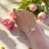 14 Ayar Altın Plakalı Harfe Özel Pembe Örgü İpli Kuğu Kuşu Motifli Hediye Bileklik-609 thumbnail 2