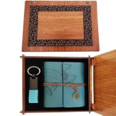 Ahşap Kutulu Mavi Deri Defter Ve Anahtarlık Set - 1