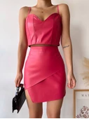Kapaklı asimetrik model deri etek pembe s240106 thumbnail 2